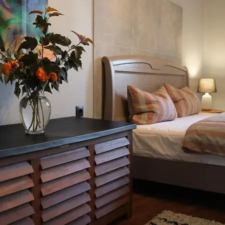 Silti, Atjaunoti Dzivokli Tuvu Centram - 1st Floor Apartament