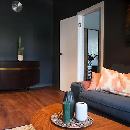 Silti, Atjaunoti Dzivokli Tuvu Centram - 1st Floor Ρίγα