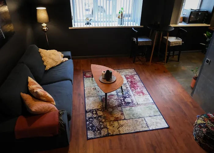 Silti, Atjaunoti Dzivokli Tuvu Centram - 1st Floor Riga