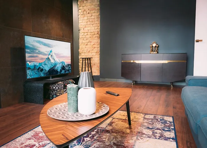 Silti, Atjaunoti Dzivokli Tuvu Centram - 1st Floor Dzīvoklis